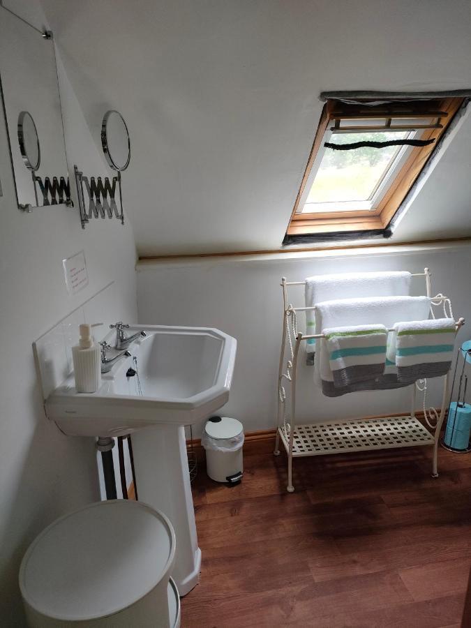 Appartement Les Petits Champs à Buais-les-Monts Extérieur photo