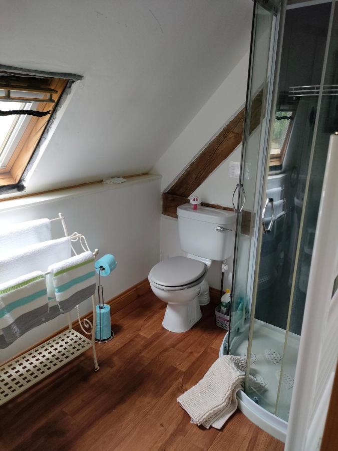 Appartement Les Petits Champs à Buais-les-Monts Extérieur photo